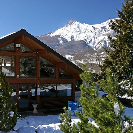 Vvf Les Ecrins Champsaur Hotel Saint-Bonnet-en-Champsaur Luaran gambar
